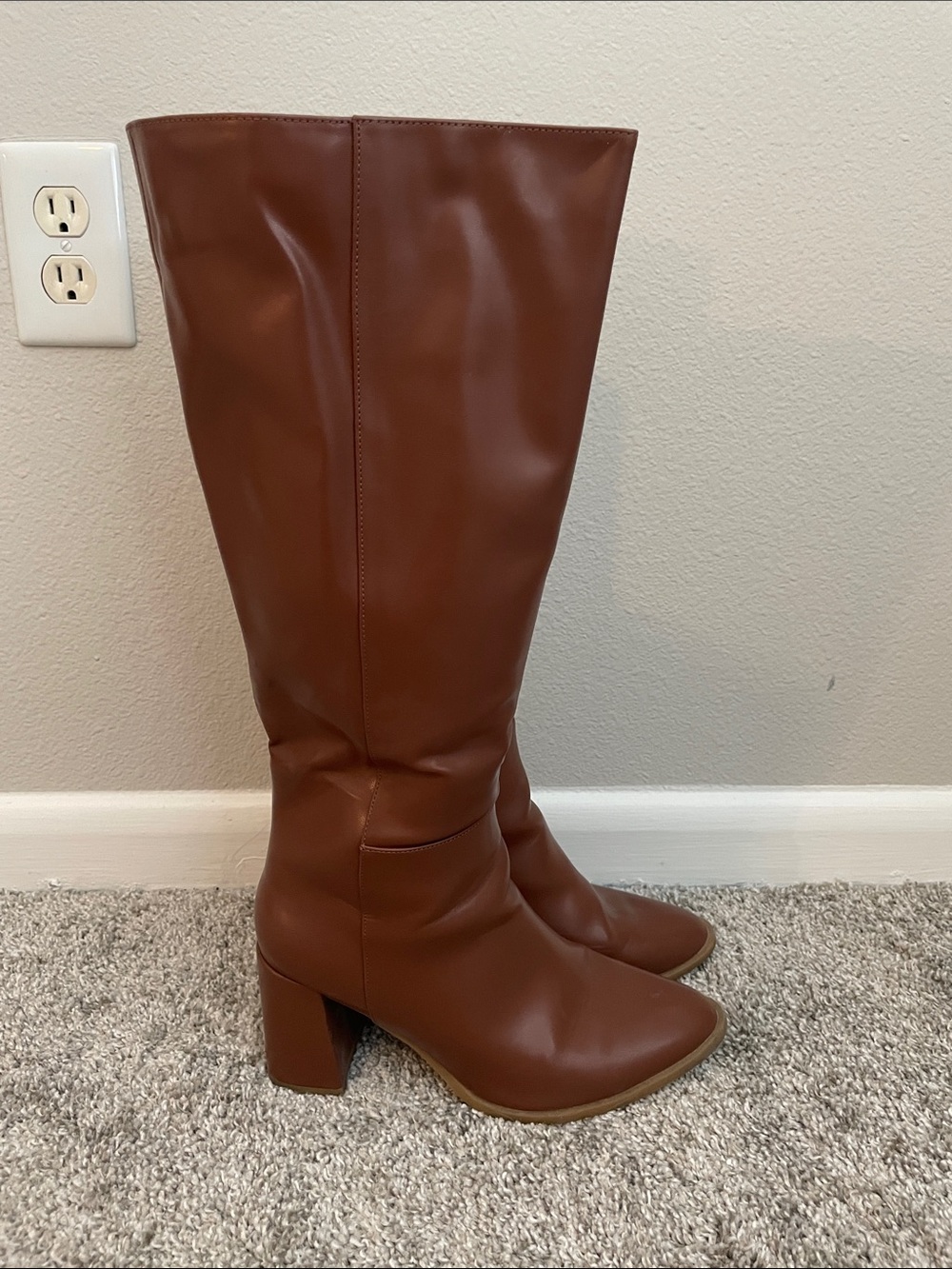 a new day Tall Block-Heel Knee Boots in Chestnut Brown Size 8